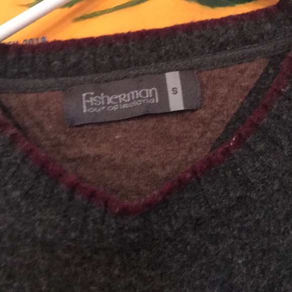 Authentic Irish Wool Crew Sweater โ๏ธ Fisherman Out of Ireland ๐ฎ๐ช - Picture 6 of 7